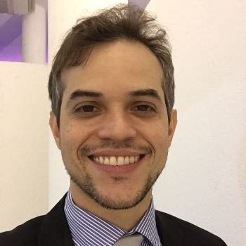 Dr. Breitner Chaves